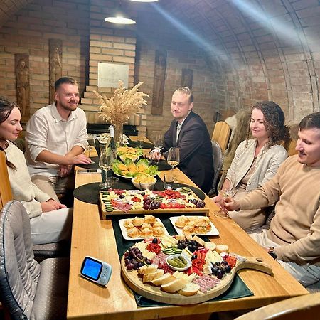 Sklep U Dusana Vracov Buitenkant foto