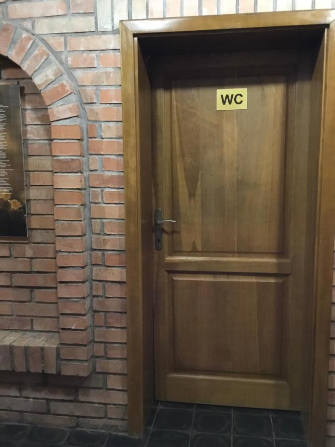 Sklep U Dusana Vracov Buitenkant foto